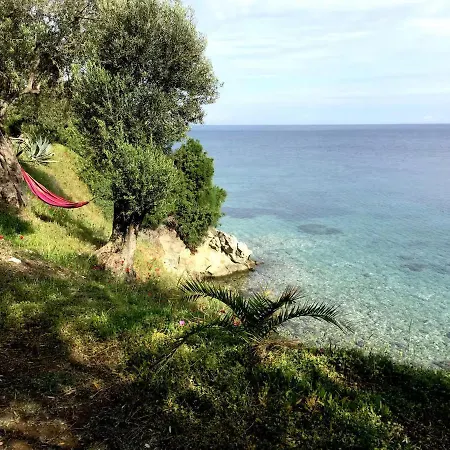 Aegean Beachfront Dream House - With Service! ディキリ
